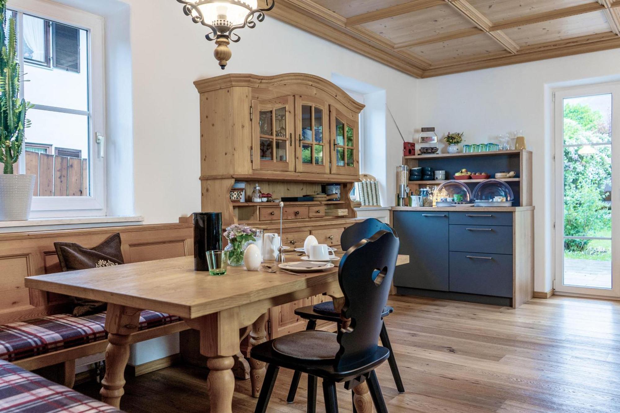 Gaestehaus Quirin Γκάρμις-Παρτενκίρχεν Εξωτερικό φωτογραφία